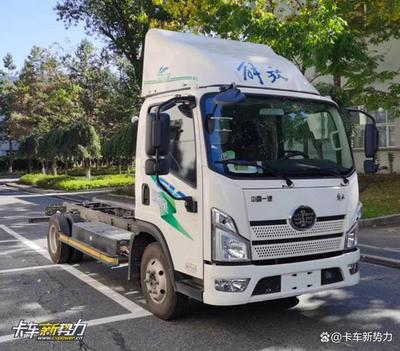 持續(xù)深耕新能源領(lǐng)域 解放領(lǐng)途純電動(dòng)廂式運(yùn)輸車(chē)上榜工信部公示目錄